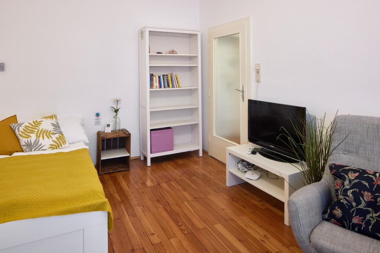 Cosy & Charming In The Centre Wien